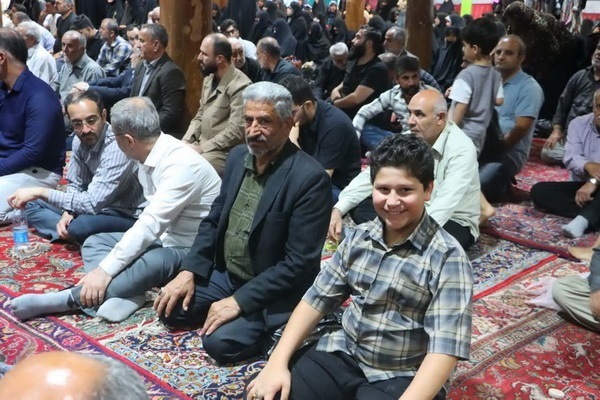 تجلیل از استاد سیدمحسن موسوی بلده در محفل قرآنی شهر بلده