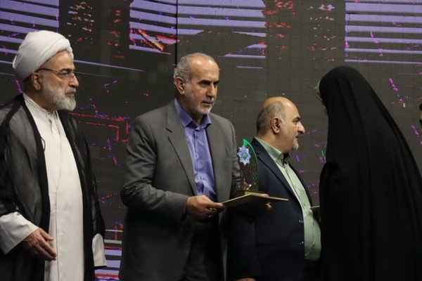 آیین تجلیل از برترینهای  سی‌وپنجمین جشنواره قرآن و عترت دانشجومعلمان دانشگاه فرهنگیان سراسر کشور  در ساری