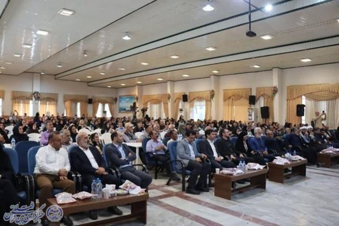 همایش استانی تکریم و تجلیل از 350 سالمند تحت حمایت کمیته امدادامام(ره) مازندران