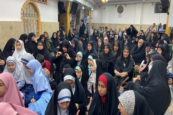 محفل انس با قرآن در قدمگاه خضر نبی(ع) آمل برگزار شد