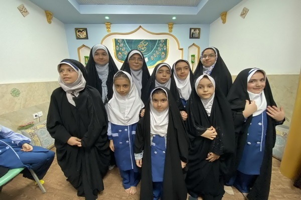 محفل انس با قرآن در قدمگاه خضر نبی(ع) آمل برگزار شد