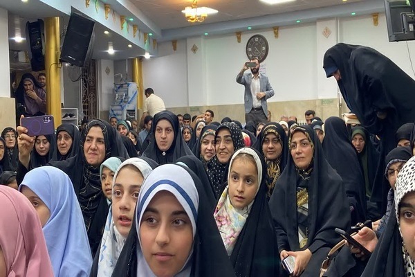 محفل انس با قرآن در قدمگاه خضر نبی(ع) آمل برگزار شد