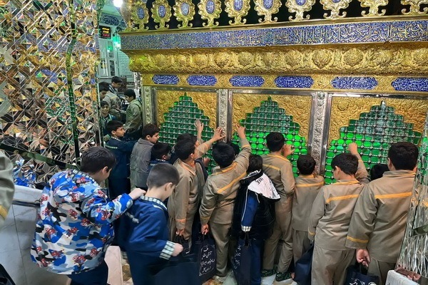 محفل نور و معرفت در ایام فاطمیه؛ تجلیل از سیره حضرت زهرا(س) در دبستان آیت‌الله طالقانی آمل