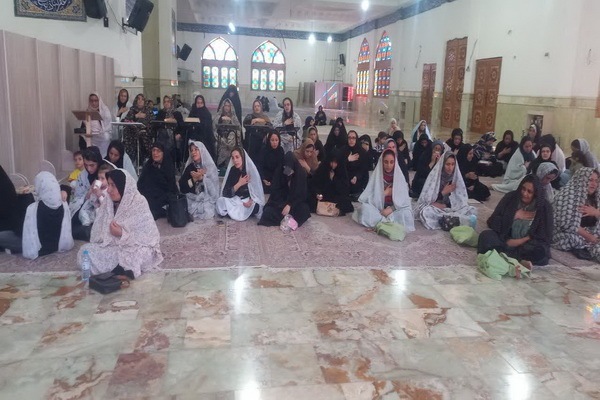 محفل قرآنی ایام فاطمیه در آستان امامزاده عبدالله(ع) آمل برگزار شد