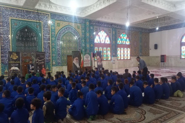 محفل قرآنی ایام فاطمیه در آستان امامزاده عبدالله(ع) آمل برگزار شد