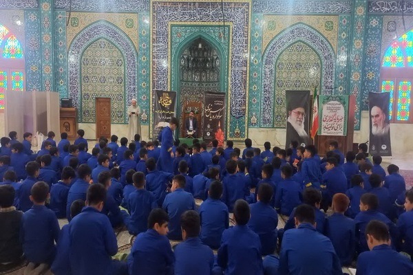 محفل قرآنی ایام فاطمیه در آستان امامزاده عبدالله(ع) آمل برگزار شد