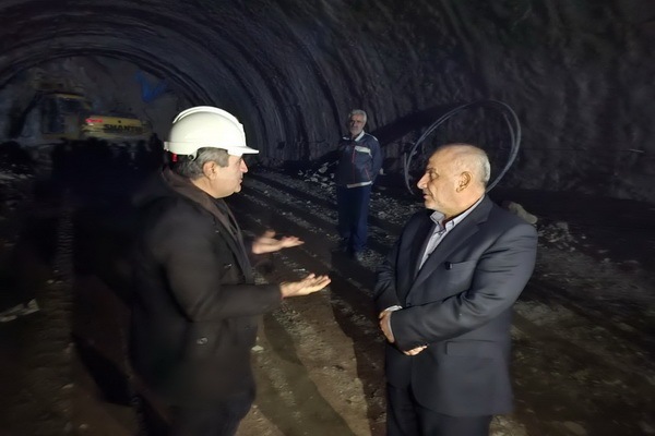 بازدید استاندار مازندران از تونل مکارود و جنگل درگیر آتش الیت