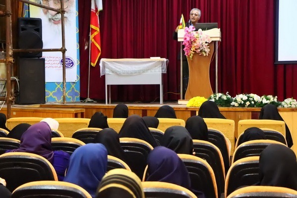 سخنرانی دکتر عبدالعظیم کریمی – بازسنجی شیوه‌های تربیتی در زیست‌جهان امروز