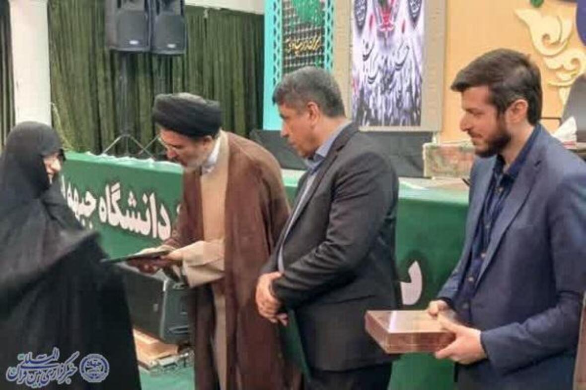 آیین «سلوک گمنامی ۱۷»؛ تجدید میثاق دانشگاه مازندران با فرهنگ ایثار و گمنامی