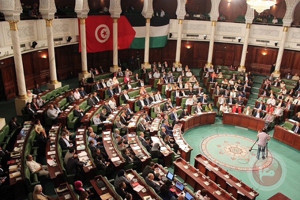 Tunisia: parlamento discute la criminalizzazione della normalizzazione dei legami con Israele