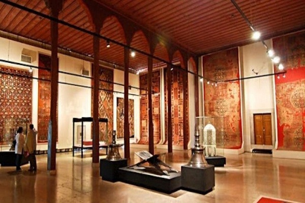 Dünyanın en büyük İslami müzelerine  kısa bir bakış